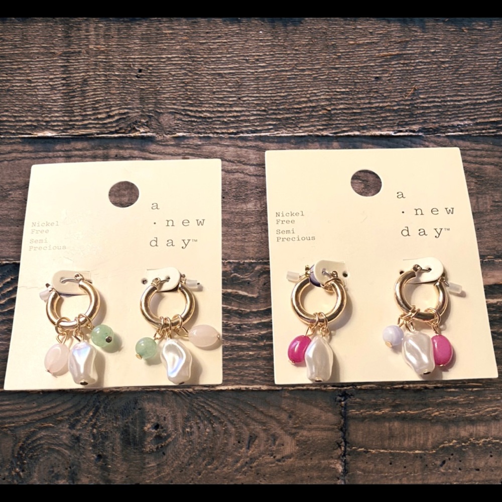 🆕Earrings for women (2 pairs)